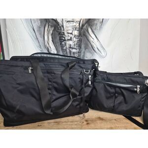 Ebags tote with lunch box